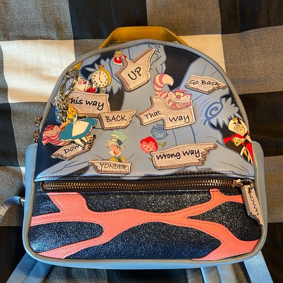 Danielle Nicole Bags Disney Alice In Wonderland Bag By Danielle